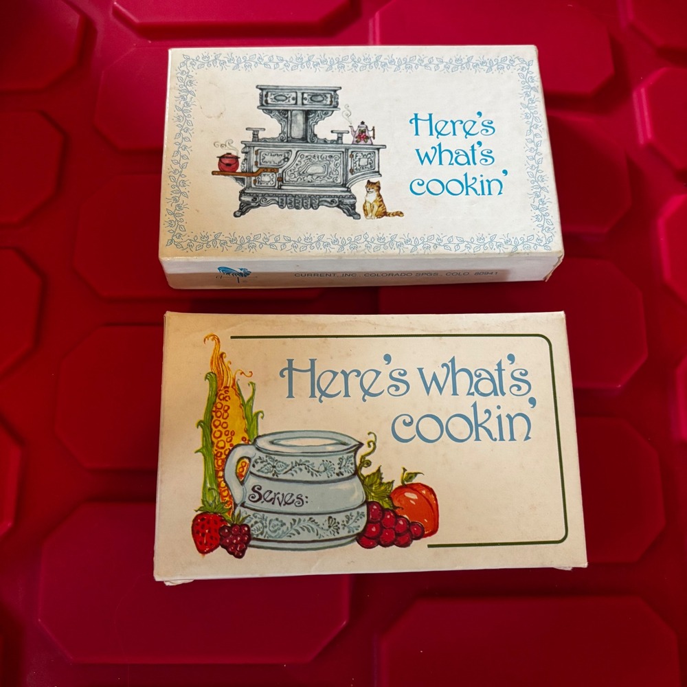 Vintage Current Inc "Here's What's Cookin" Blank Recipe Cards
